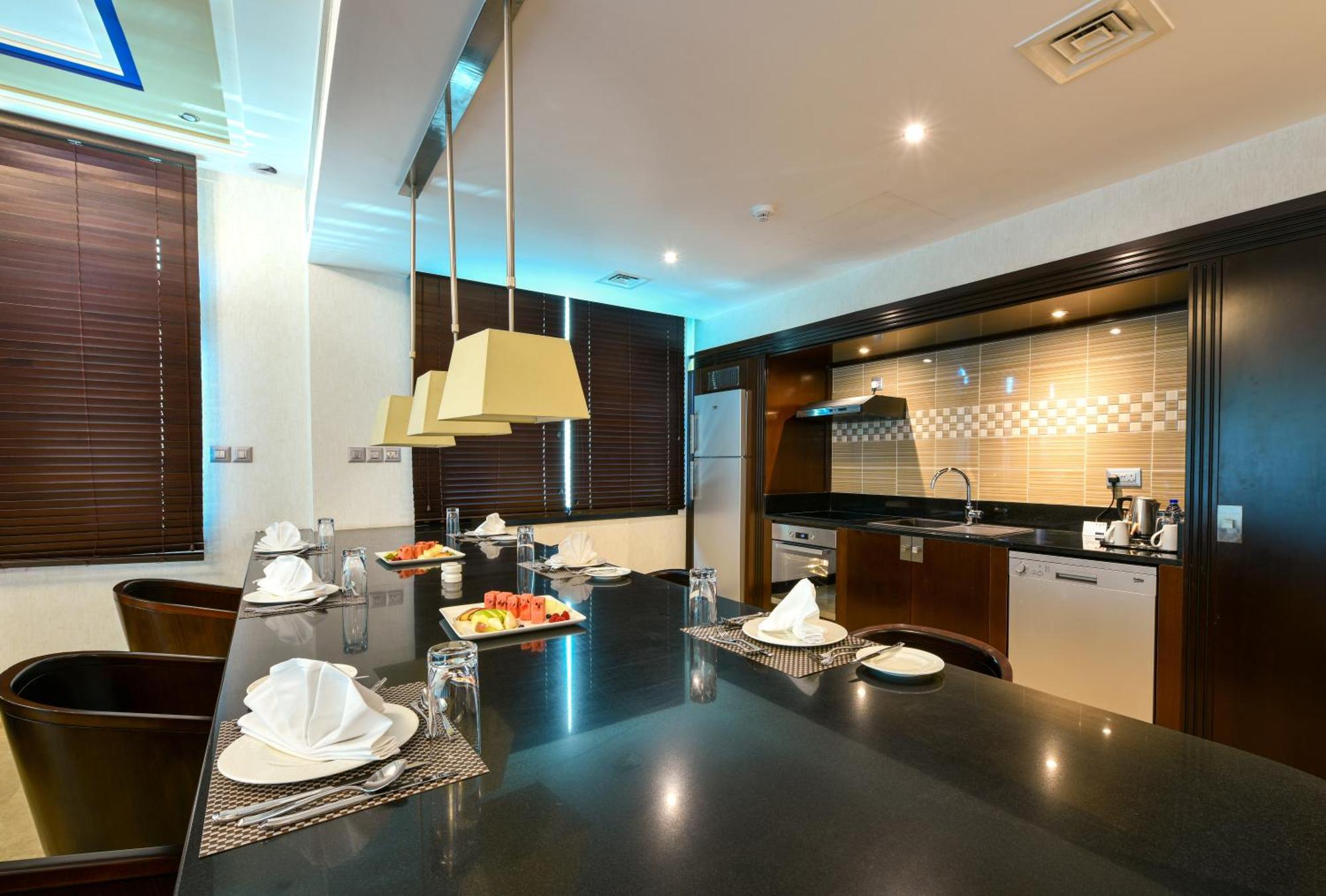 เรทาจ ซัลวา รีสอร์ต แอนด์ สปา Hotel โดฮา ภายนอก รูปภาพ