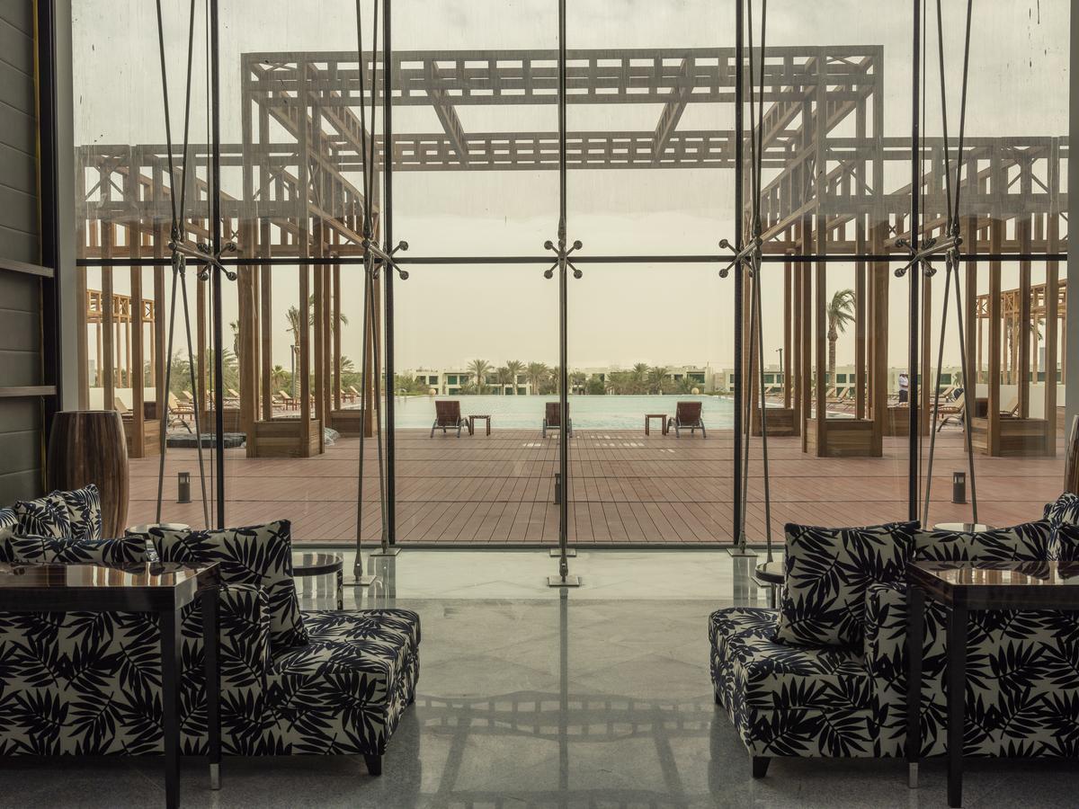 เรทาจ ซัลวา รีสอร์ต แอนด์ สปา Hotel โดฮา ภายนอก รูปภาพ The interior of the hotel